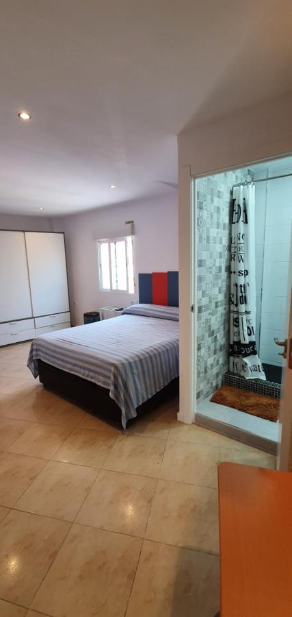 Habitacion Cerca Del Centro Valencia Exteriör bild
