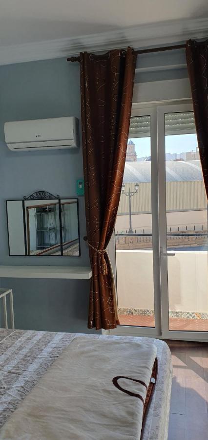 Habitacion Cerca Del Centro Valencia Exteriör bild